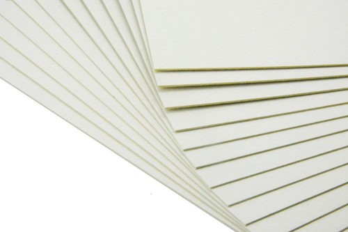 Tektura-introligatorska-1-2mm-beermata-15x20-20szt.jpg